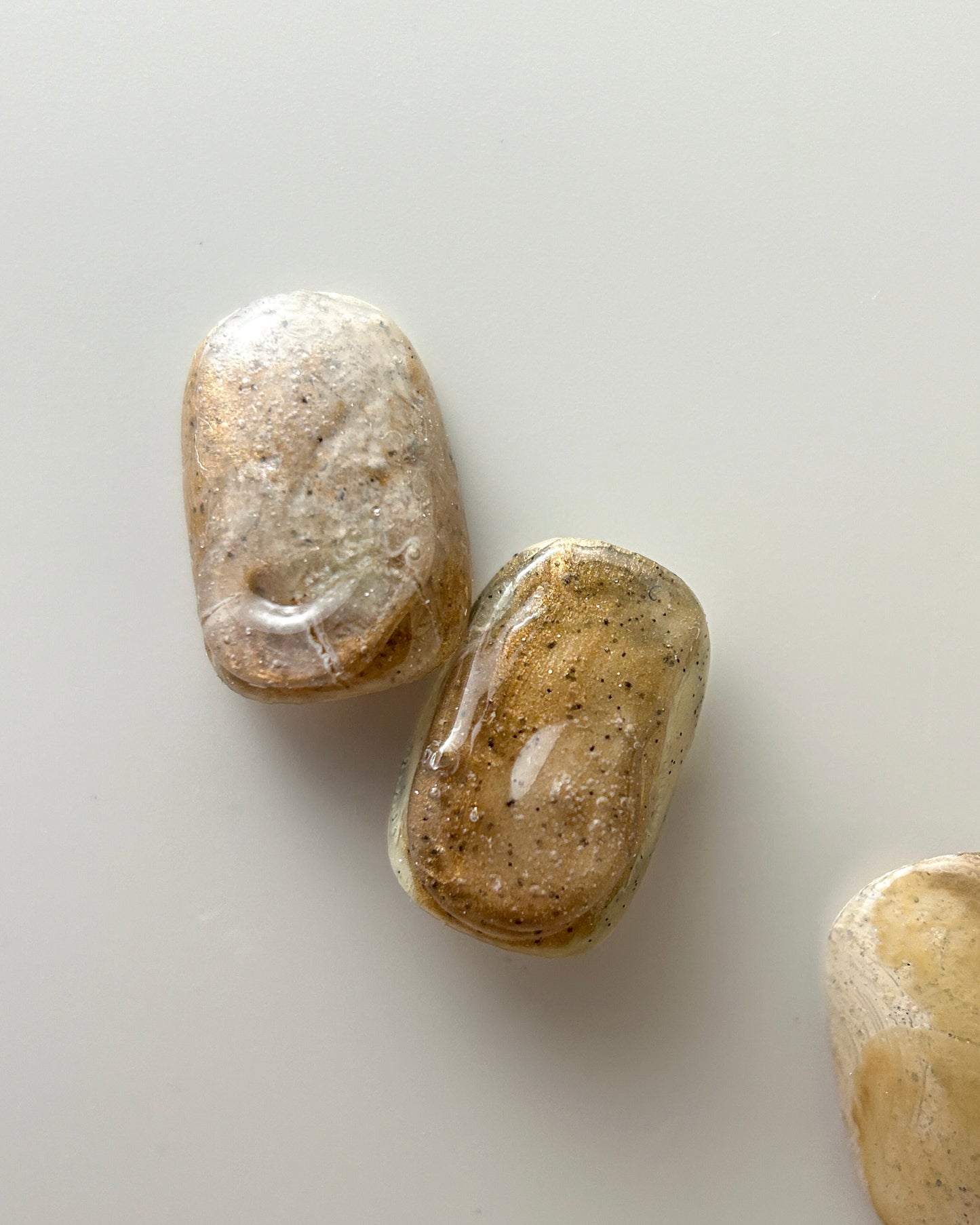 MYROが作る淡色ニュアンスの世界