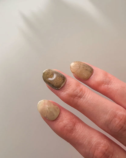 MYROが作る淡色ニュアンスの世界