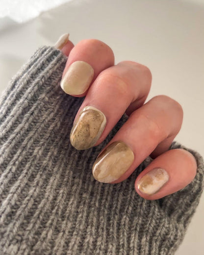 MYROが作る淡色ニュアンスの世界